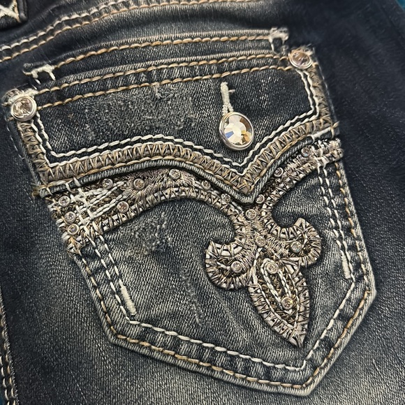 ROCK REVIVAL DISTRESSED YARA SKINNY 26 - Picture 7 of 7